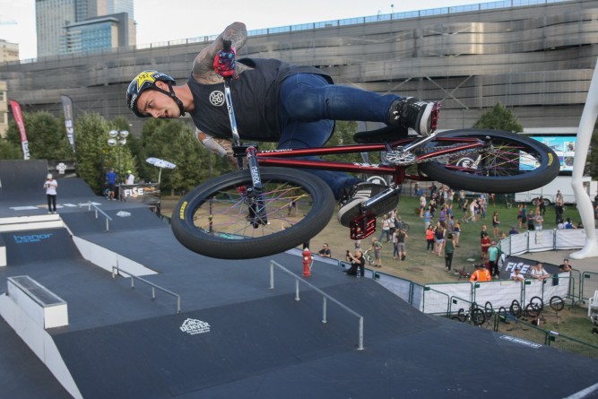BMX 1
