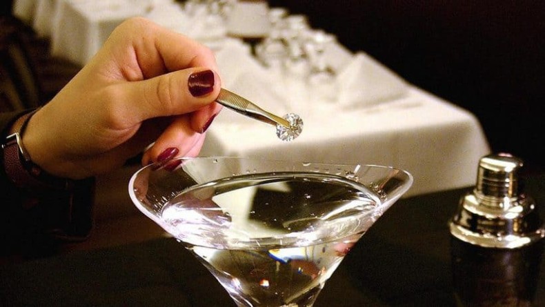 Martini on the Rock at the Algonquin Hotel