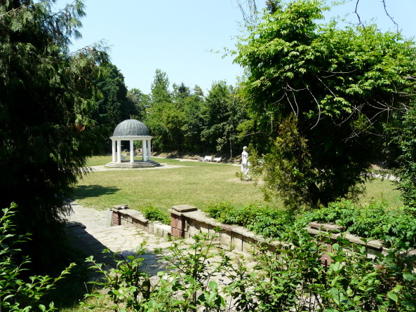 Банкя
