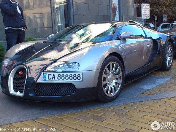 Bugatti Veyron1