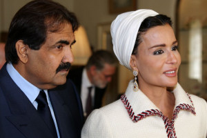 LONDON, UNITED KINGDOM - OCTOBER 27: (L-R) His Highness the Emir of the State of Qatar, Sheikh Hamad bin Khalifa Al Thani and his wife Sheikha Mozah bint Nasser Al-Missned walk together after visiting students from His Royal Highness Prince Charles' School of Traditional Arts at Clarence House on 27 October, 2010 in London, England. Sheikh Hamad bin Khalifa al-Thani and his wife are on a three-day state visit to the UK and are due to visit the 2012 Olympics site later today. (Photo by Jane Mingay - WPA Pool/Getty Images)