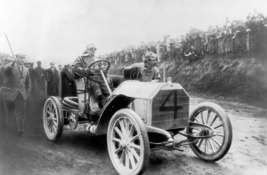 156,50 кмч - 25.05.1904 г. - барон Пиер де Катер - DMG Mercedes Simplex